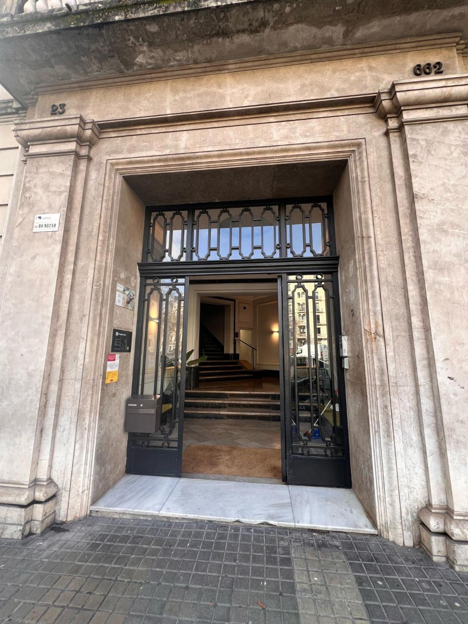 Fisa Rentals Gran Via Apartments Barcelona Eksteriør billede