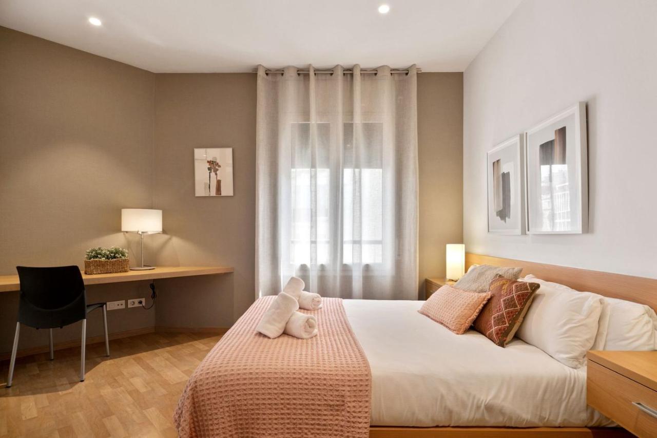 Fisa Rentals Gran Via Apartments Barcelona Eksteriør billede