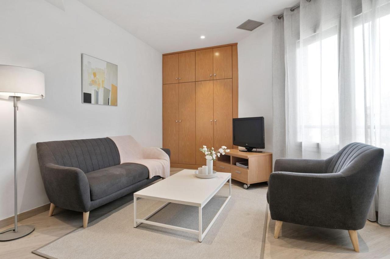 Fisa Rentals Gran Via Apartments Barcelona Eksteriør billede