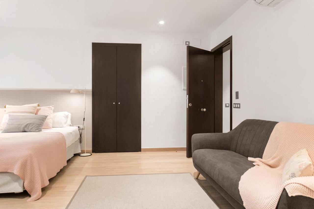 Fisa Rentals Gran Via Apartments Barcelona Eksteriør billede